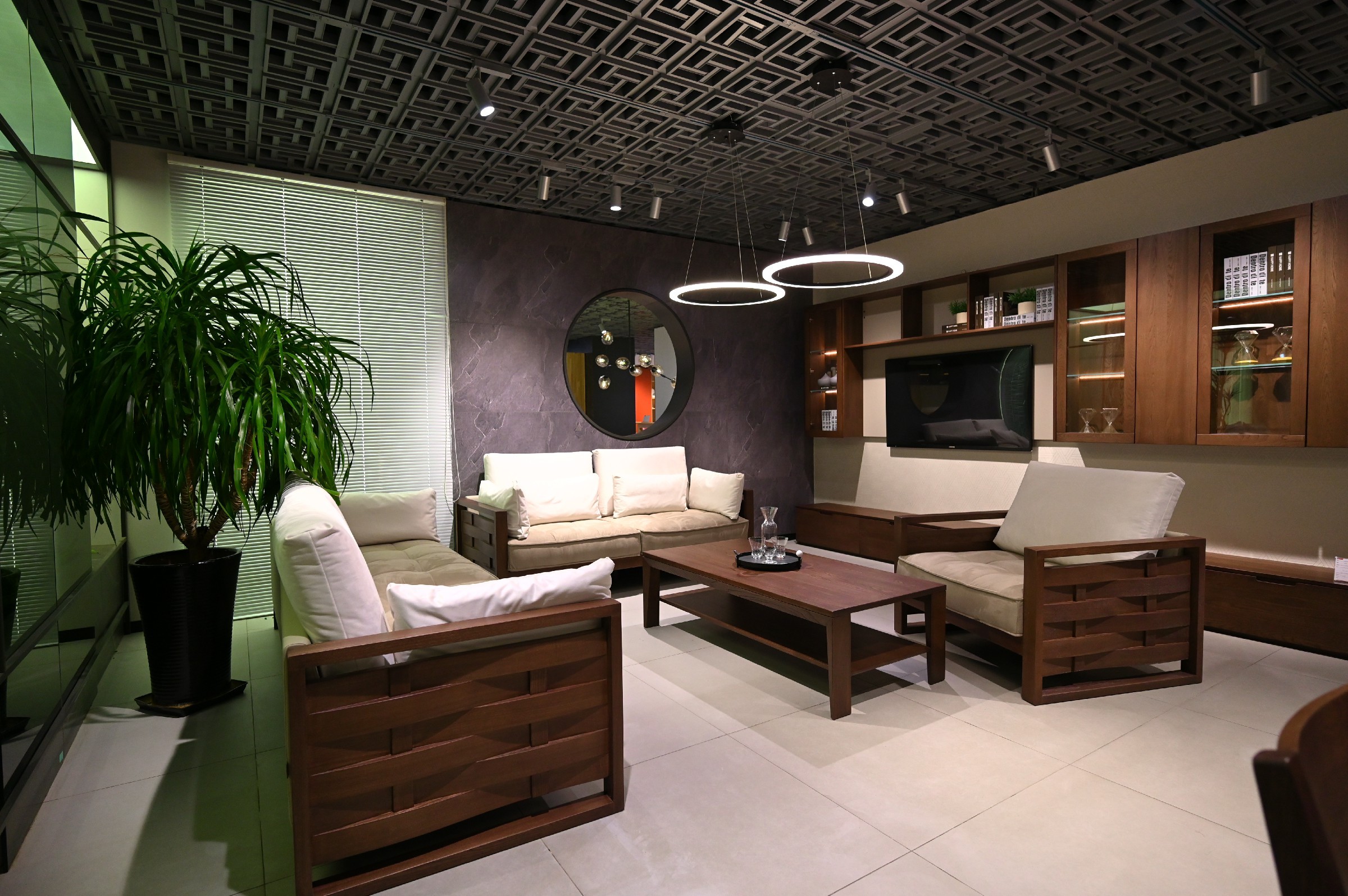 曲美家居美凯龙店